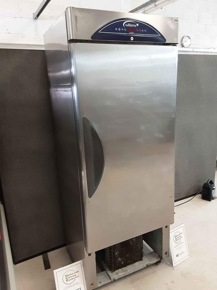 Williams Single Door Upright Fridge, CLEARANCE-No Fascia, Model-HZ16 (3256)