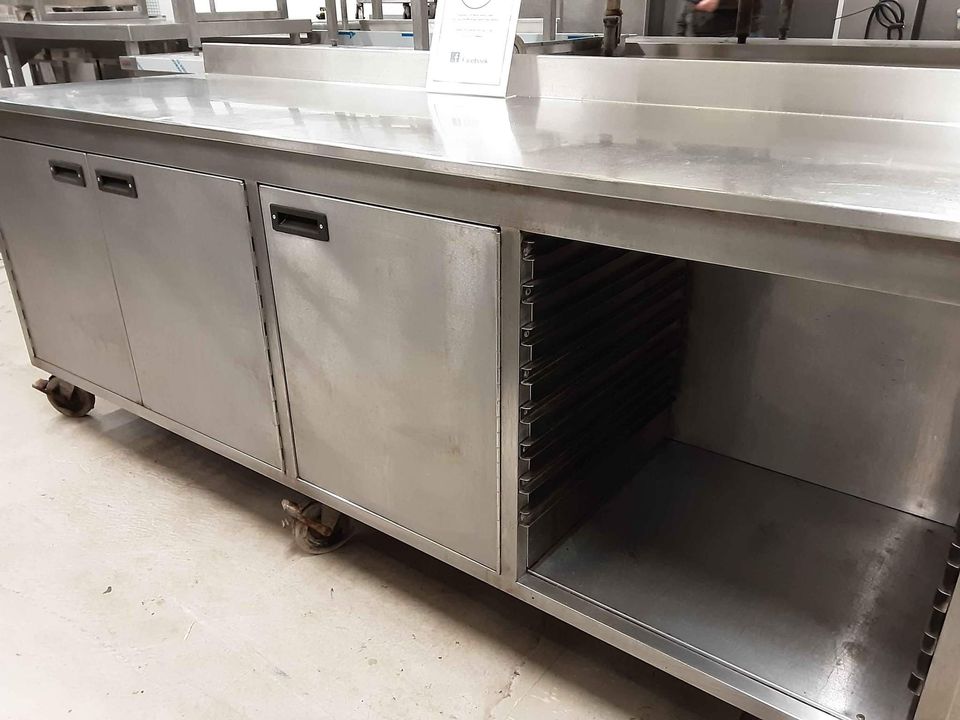 Stainless Steel Three Door Cupboard with Racking, 210cm (NCE3729)