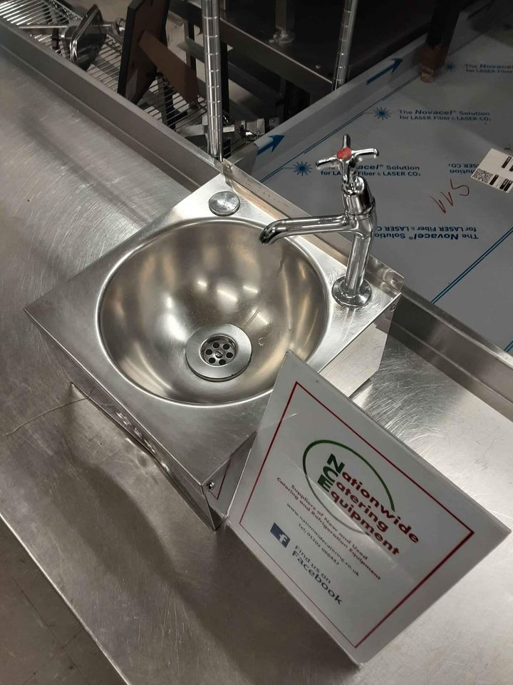 Stainless Steel Used Knee Operated Wash Hand Basin (NCE4024)