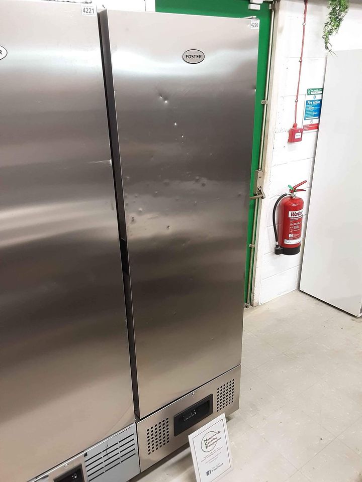 Foster Slimline Single Upright Freezer, Model-FSL400L, 2022 Manufactured (NCE4220)
