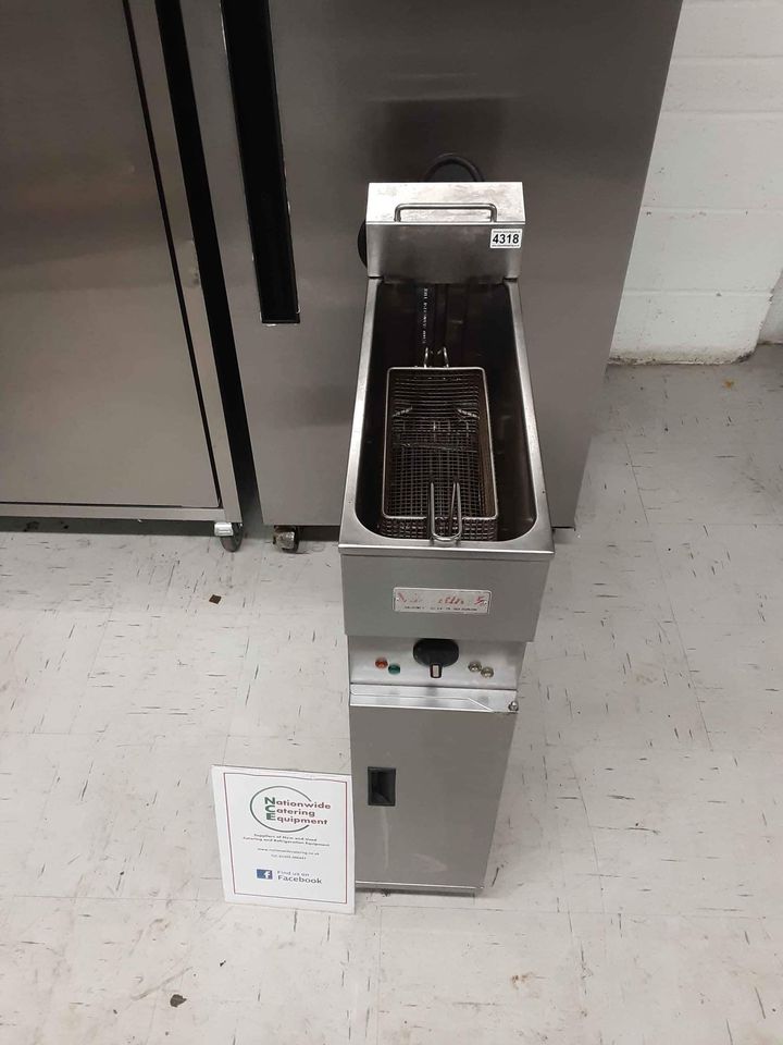 Valentine Single Tank Free-Standing Fryer, Model- V200 (4318)