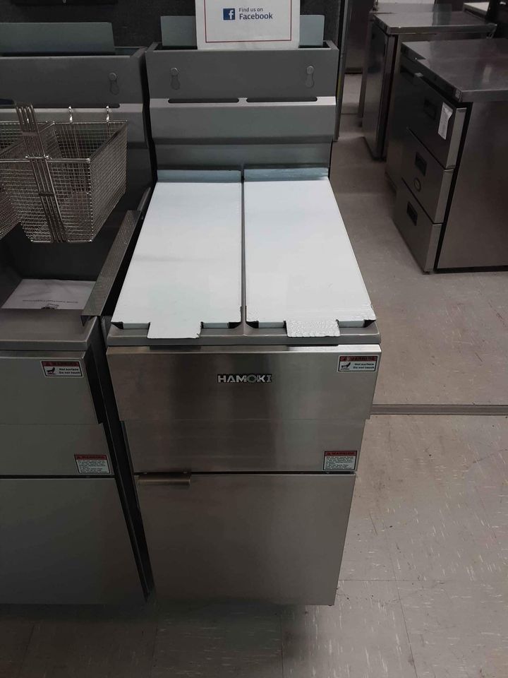 Hamoki Twin Tank Natural Gas Fryer, Four Burner, Model-GF120T (NCE4248)