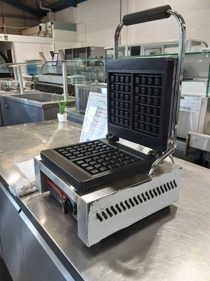 Hamoki Twin Square Waffle Maker, 13amp, Model-WB-S (NCE4325)