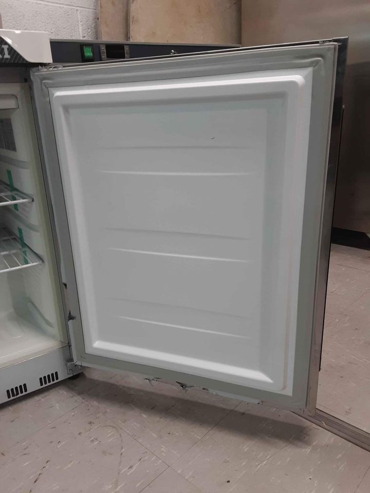 Hamoki Stainless Steel Undercounter Fridge, Model ARS20 (NCE4203)