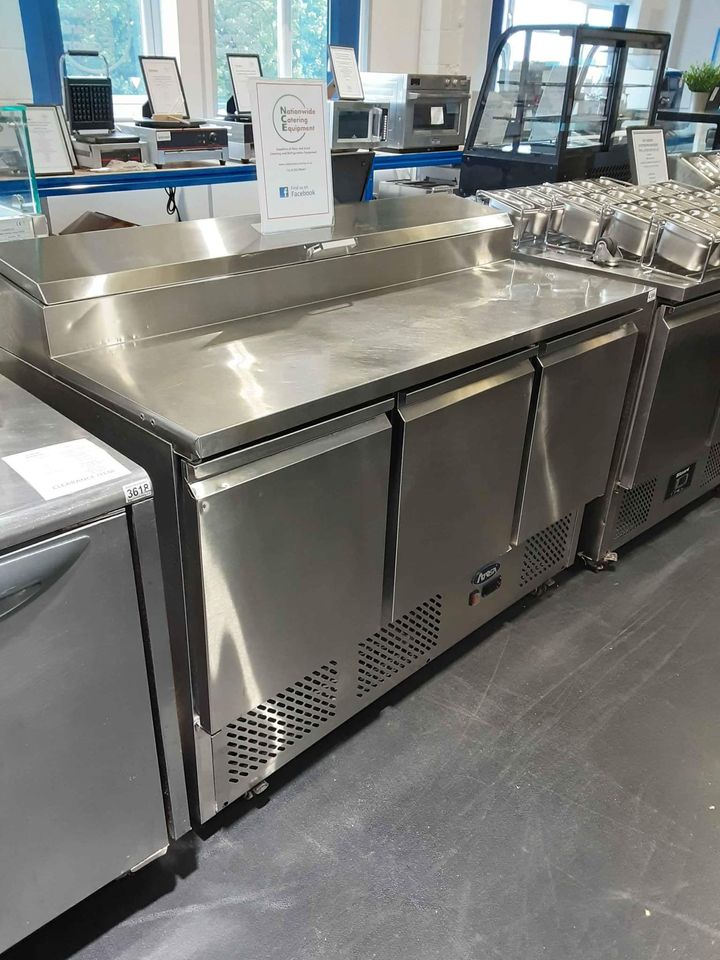 Atosa Three Door Counter Fridge with Toppings Opening (NCE3869)