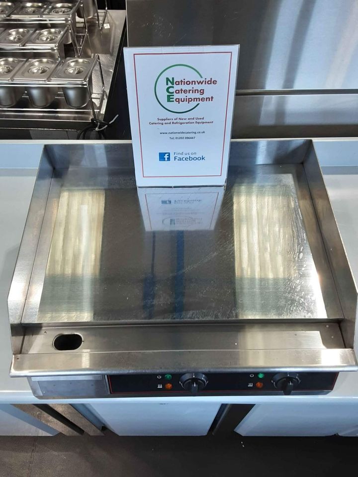 Hamoki Twin Zone 60cm Chrome Tabletop Electric Griddle, 13amp, Model-GR-610 (NCE4405)