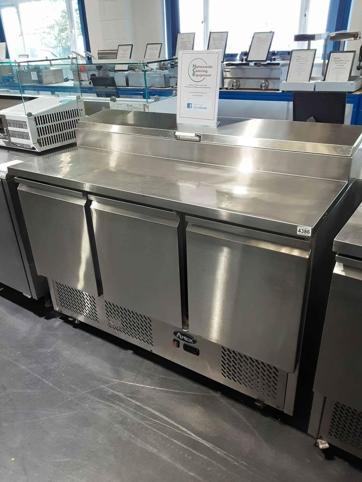 Atosa Three Door Counter Fridge with Toppings Opening (NCE3869)