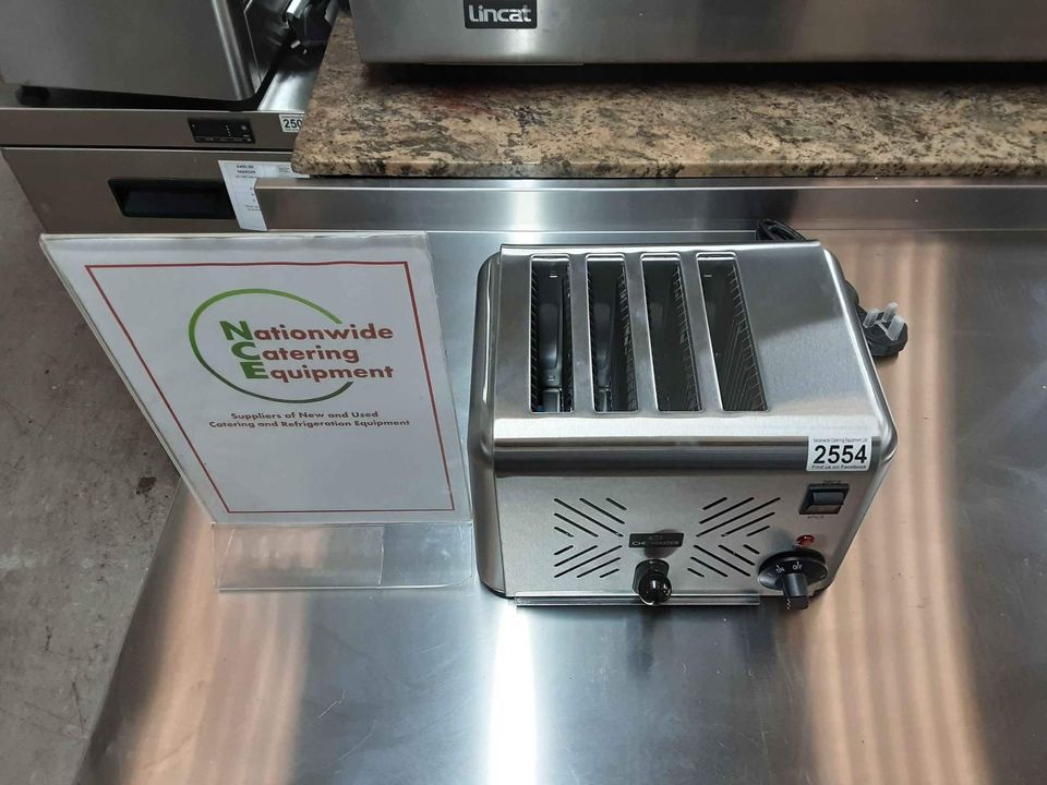 Chefmaster 4 Slots Toaster, Model-HEA895 (NCE2597)
