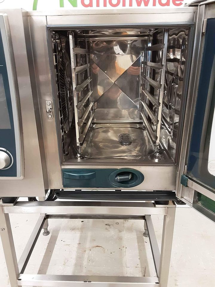 Rational SCC WE Six Grid Electric Combi Oven On Stand (NCE4562)