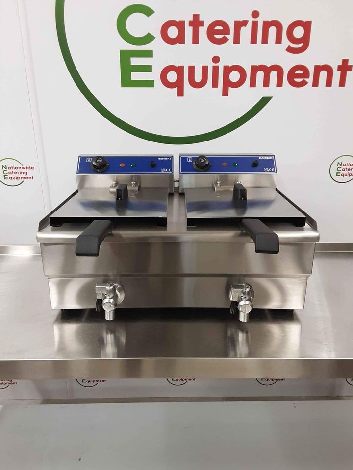 Hamoki Tabletop Tabletop Twin Tank Electric Fryer, 13amp, Model- EF-132V (NCE4275)