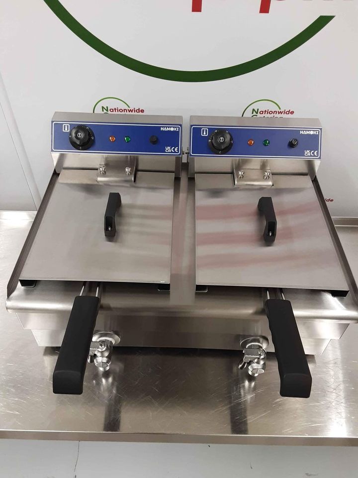 Hamoki Tabletop Tabletop Twin Tank Electric Fryer, 13amp, Model- EF-132V (NCE4275)