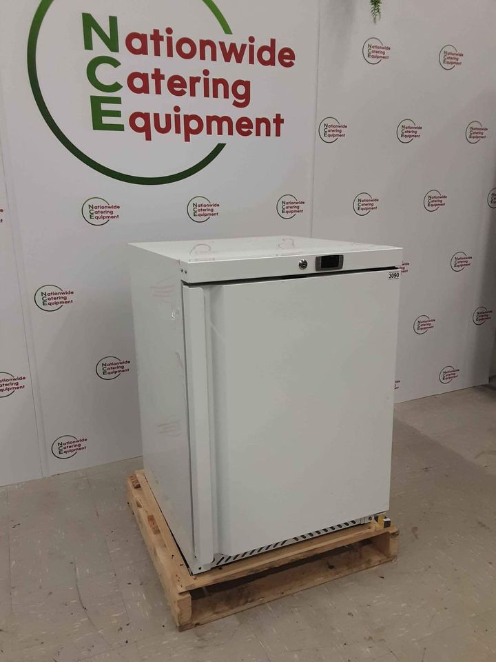 New/Ex-Display Arctica Medium Duty White HEC906 Undercounter Fridge (NCE3090)