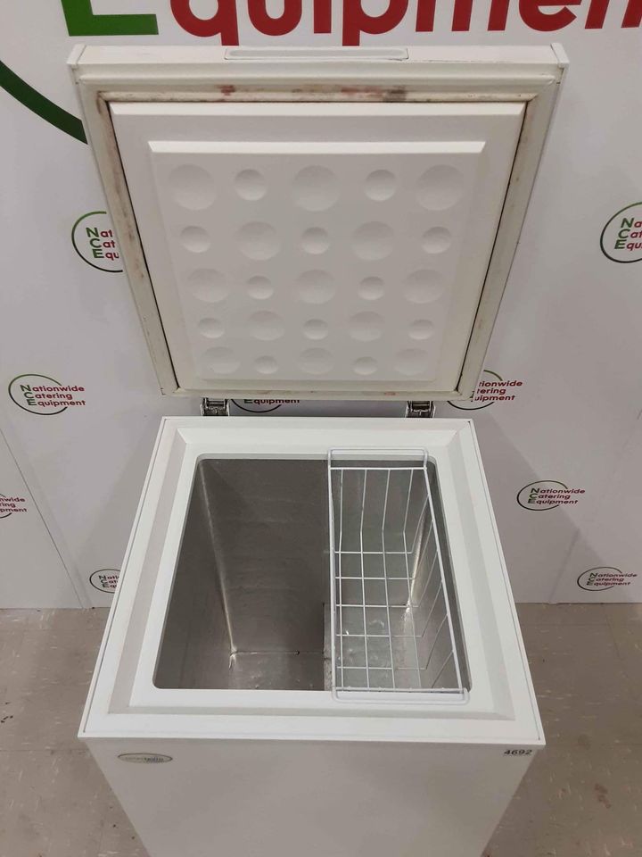 CLEARANCE Intervelin Chest Freezer (NCE4692)