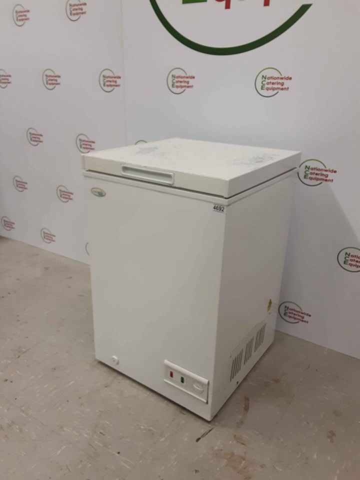 CLEARANCE Intervelin Chest Freezer (NCE4692)