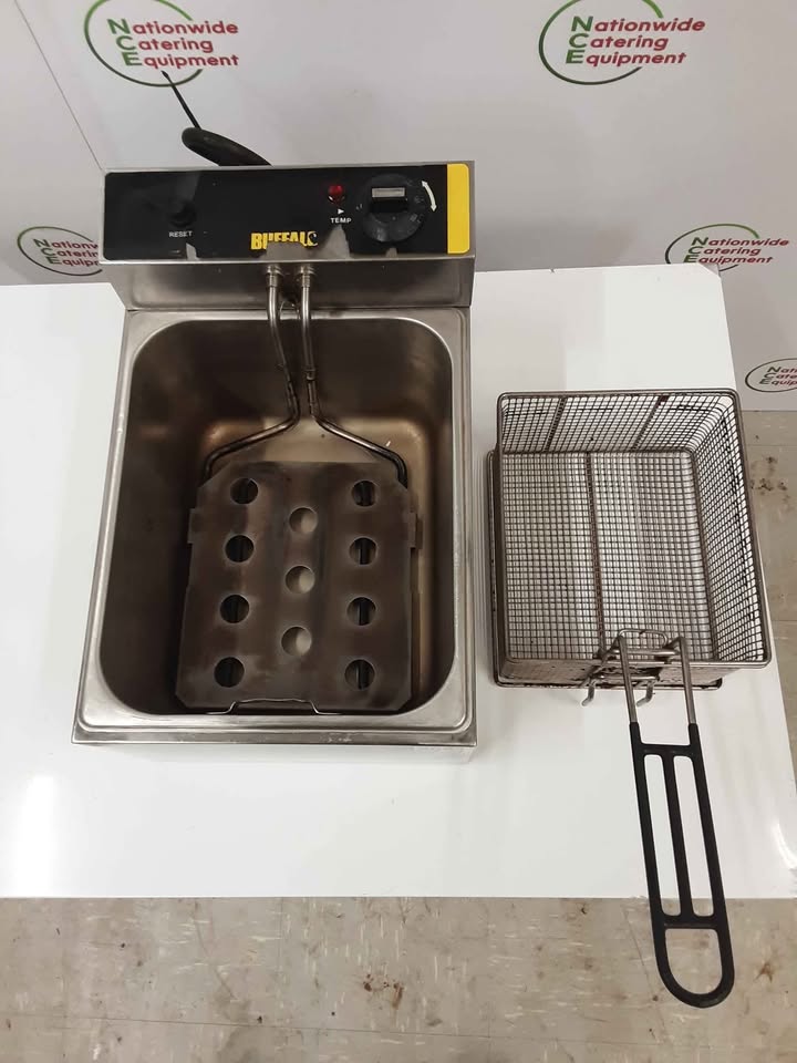 Buffalo Tabletop Single Tank Electric Fryer 13amp, Model- L484 (NCE5081)