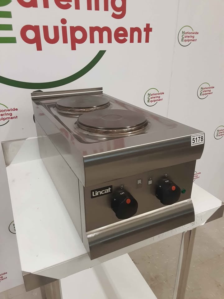 Lincat Silverlink Tabletop Two Burner Stove / Boiling Top, 13amp, Model-HT3 (NCE5178)