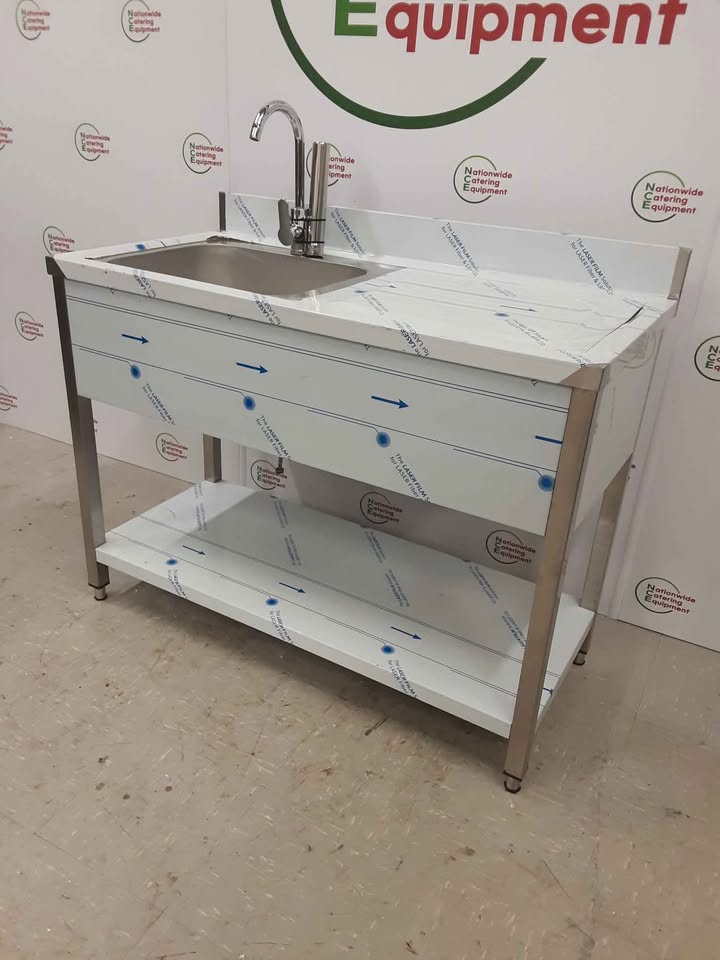 Hamoki Stainless Steel Single Sink, With Mixer Taps, Right Hand Drainer 120x60cm (NCE4249)