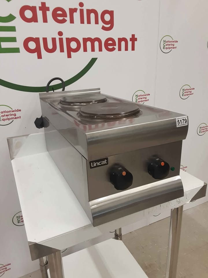 Lincat Silverlink Tabletop Two Burner Stove / Boiling Top, 13amp, Model-HT3 (NCE5179)