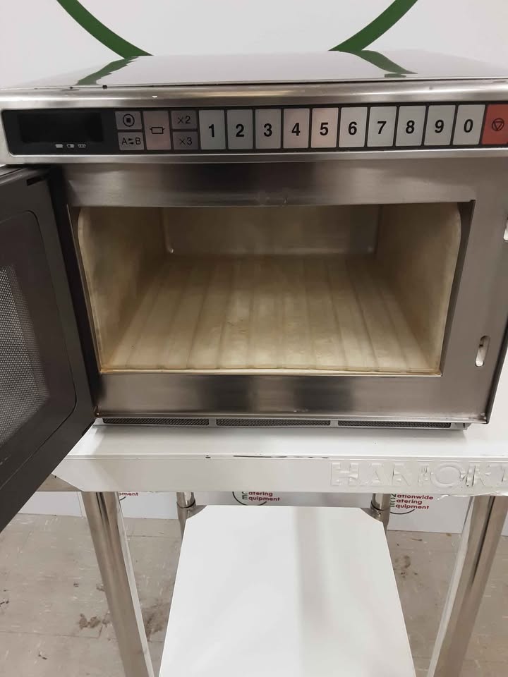 Panasonic 1800w Commercial Microwave, Model- NE-1856 (NCE5214)