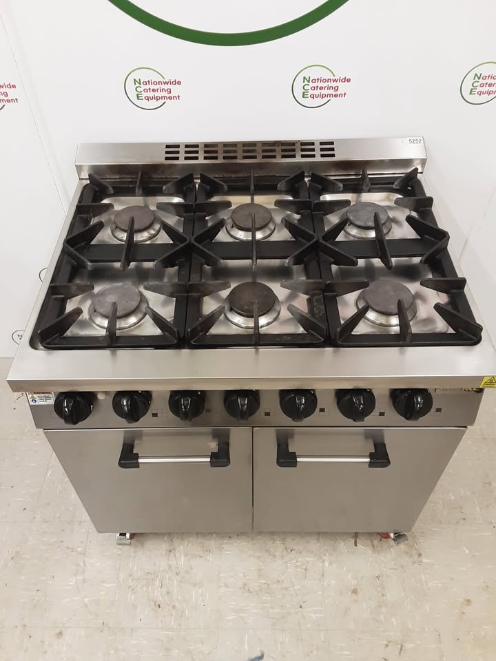 Buffalo Six Burner Stove & Oven, Natural Gas, Model-CT253, 2023 Manufactured (NCE5252)