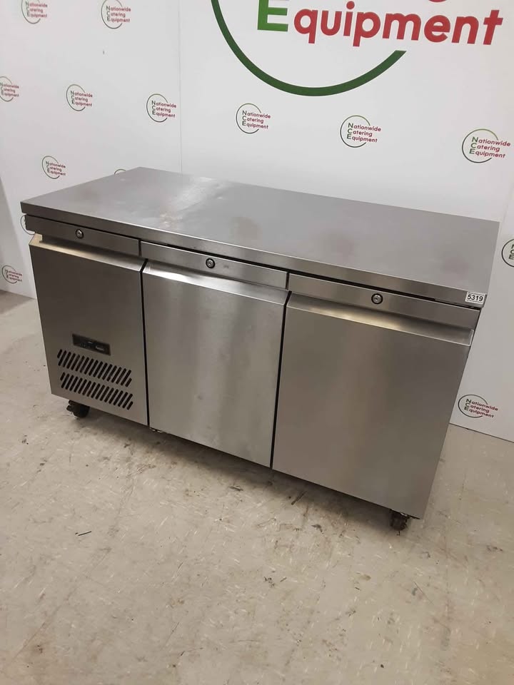Williams Two Door Flat Counter Fridge, Model-LJC2-SA (NCE5319)