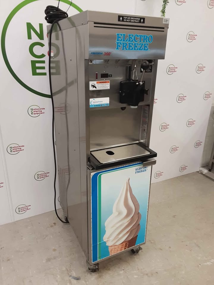 Electrofreeze Soft Serve/Whippy Ice Cream Machine, 1ph/16amp, Model-44-RMT-240 (NCE5391)