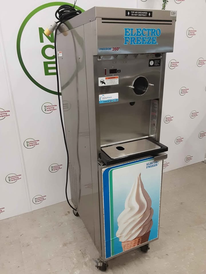 Electrofreeze Soft Serve/Whippy Ice Cream Machine, 1ph/16amp, Model-44-RMT-240 (NCE5391)