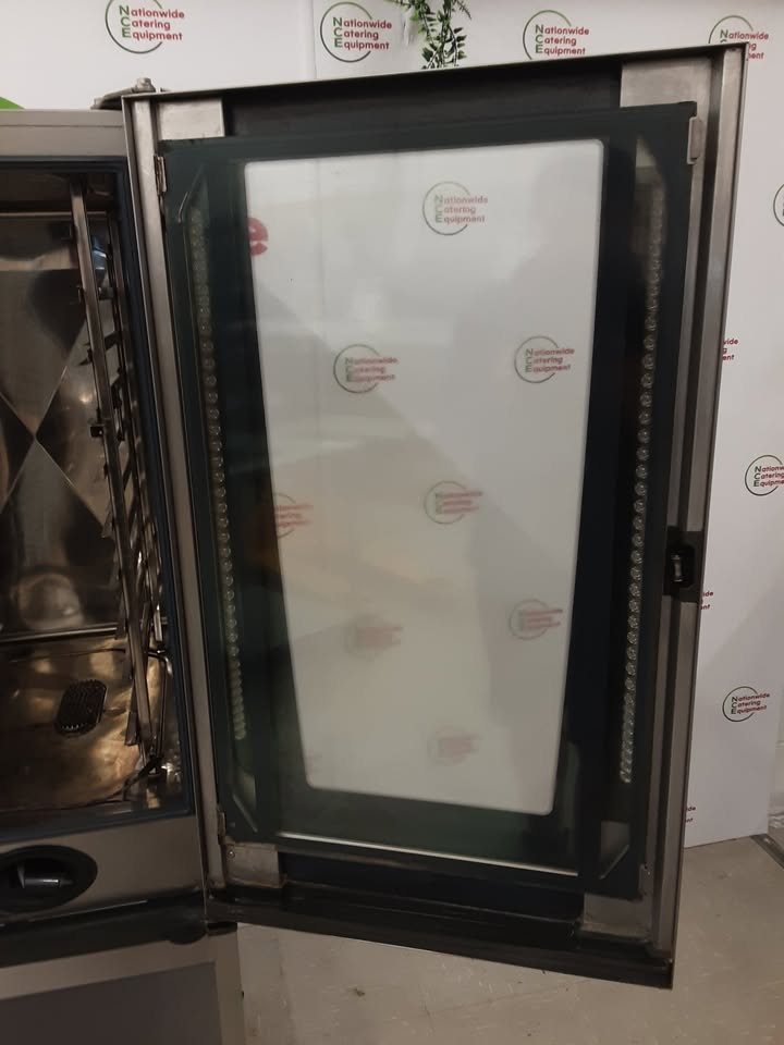 Rational 10 Grid Electric SCC White Efficiency Combi Oven On Stand (NCE5412)