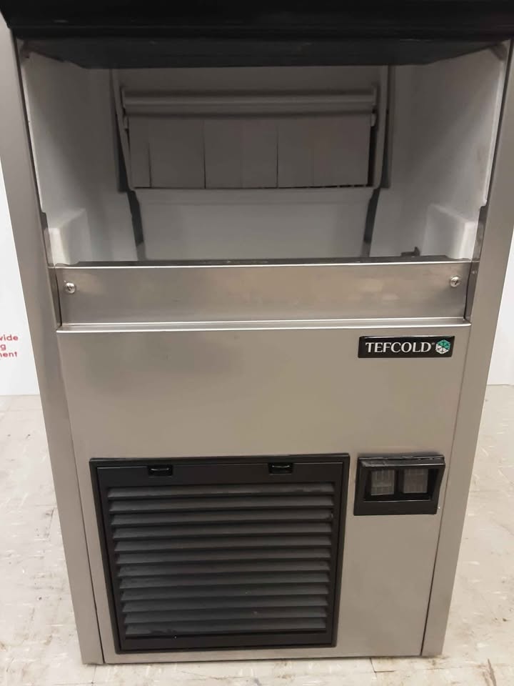 Tefcold Ice Machine - 26kg Per 24 Hrs, Model-TC26 (NCE5359)