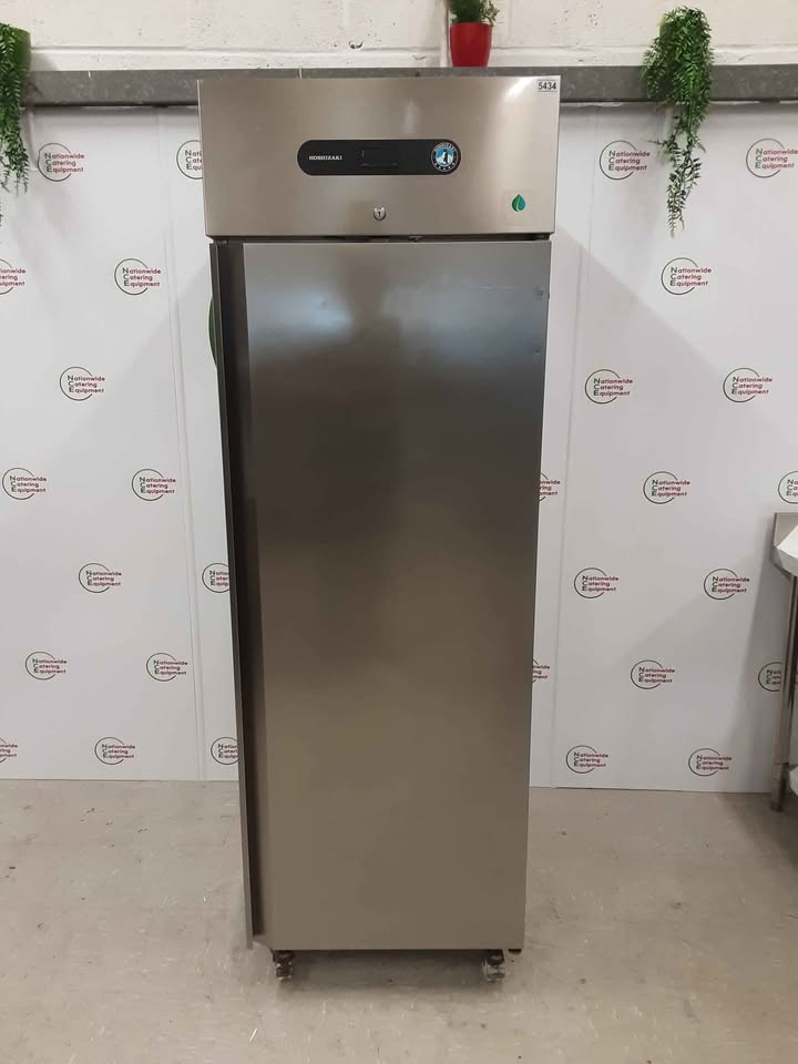 Hoshizaki Single Upright Fridge, Model-SUR65BG-C (NCE5434)