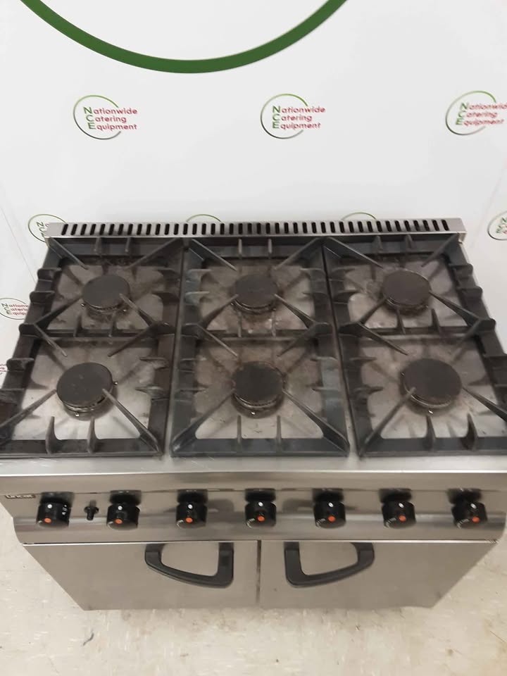 Lincat Silverlink Six Burner Stove & Oven, Natural Gas, Model- SLRC (NCE5384)