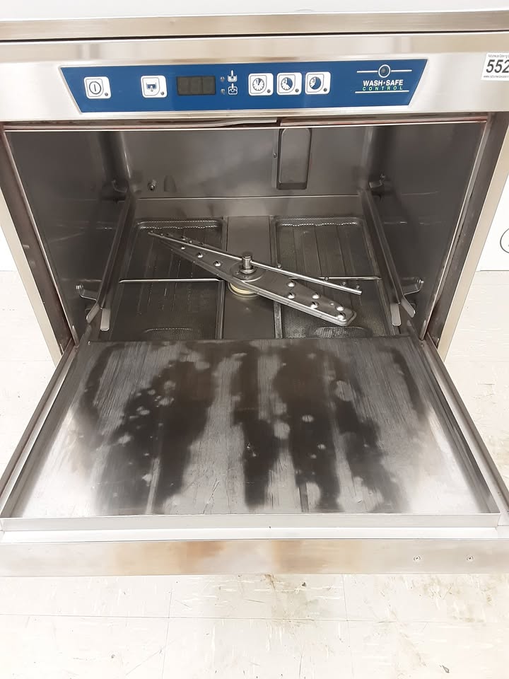 Electrolux Undercounter Dishwasher, With Softener & Pumps (NCE5522)