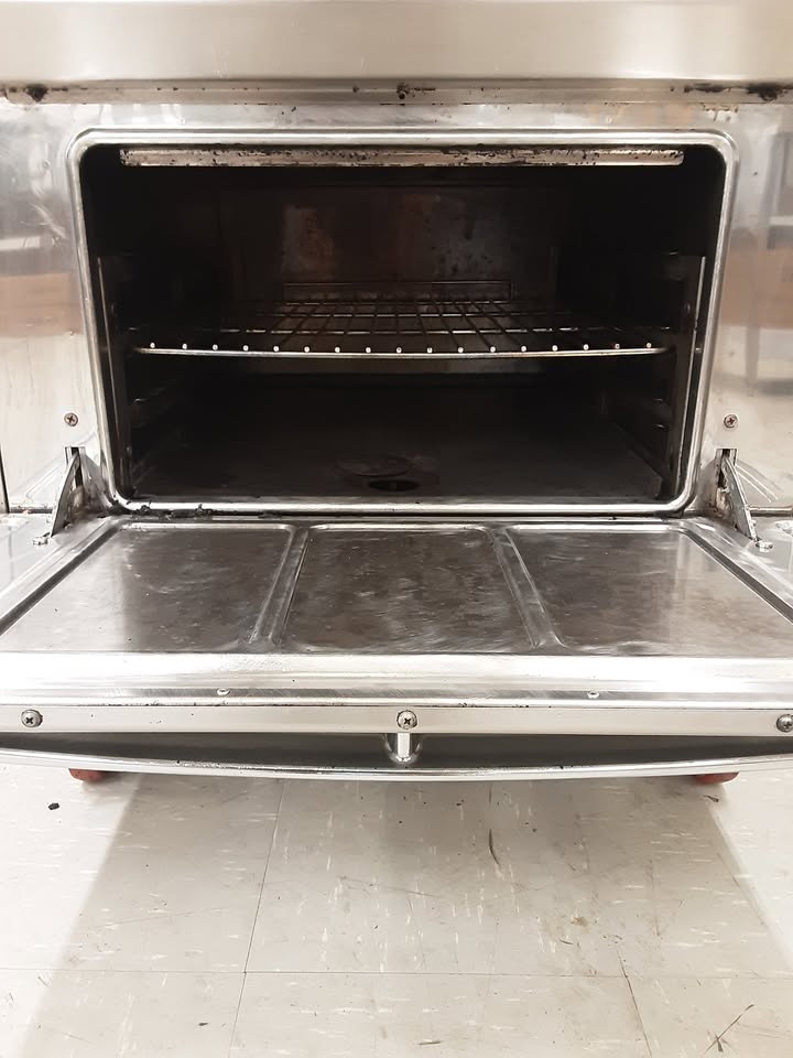 Angelo Po Four Burner Stove and Oven, Natural Gas (NCE5405)