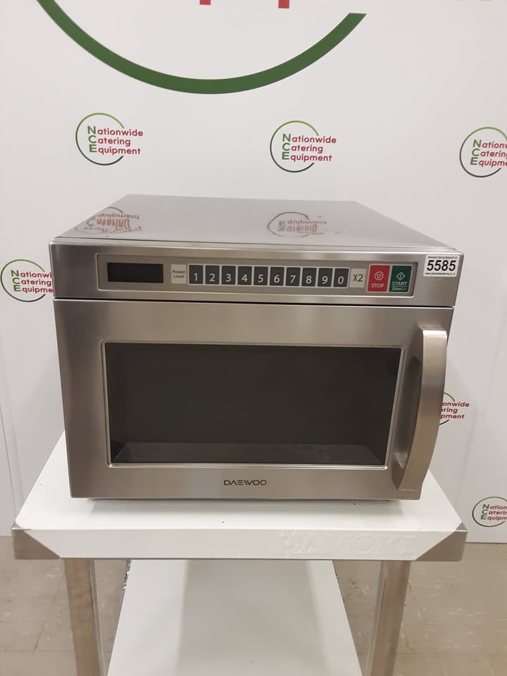 Daewoo 1850w Microwave (NCE5585)