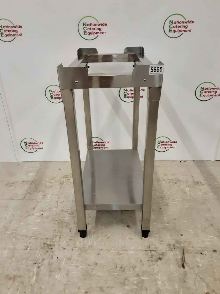 Stainless Steel Equipment Stand (NCE5665)