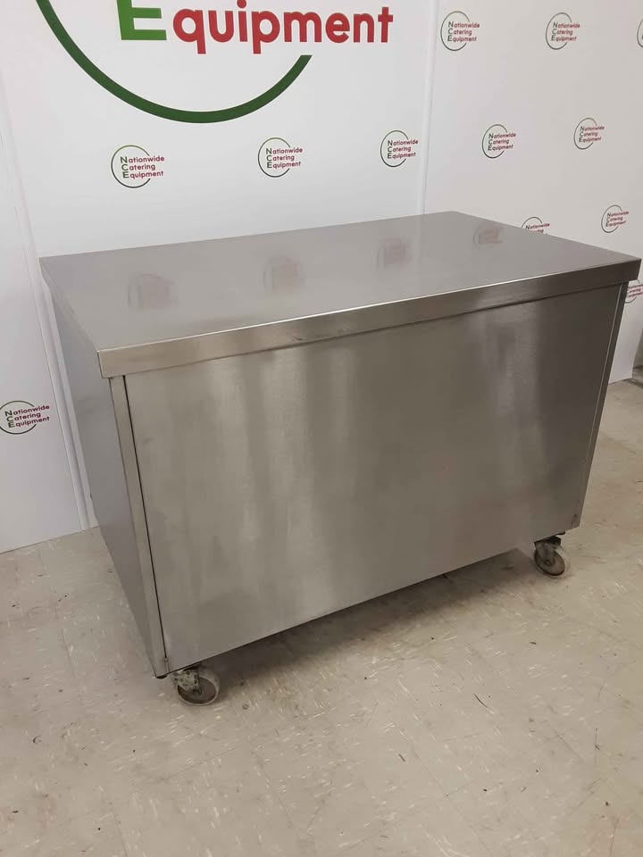 Mobile Hotcupboard With Sliding Doors, 13amp, 120x70cm (NCE5629)