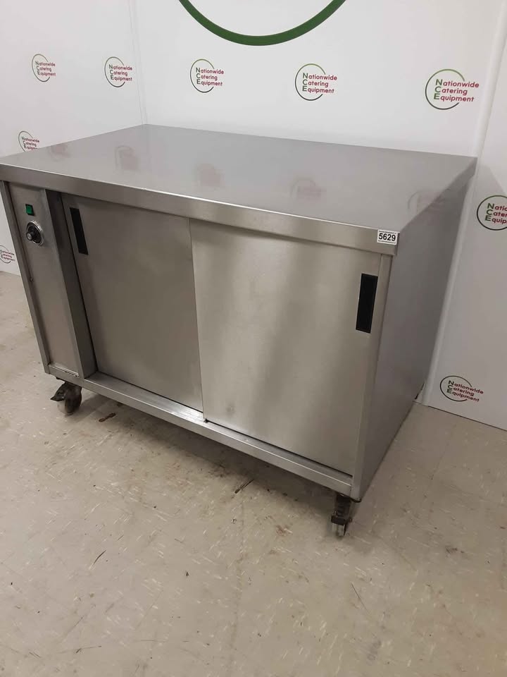 Mobile Hotcupboard With Sliding Doors, 13amp, 120x70cm (NCE5629)