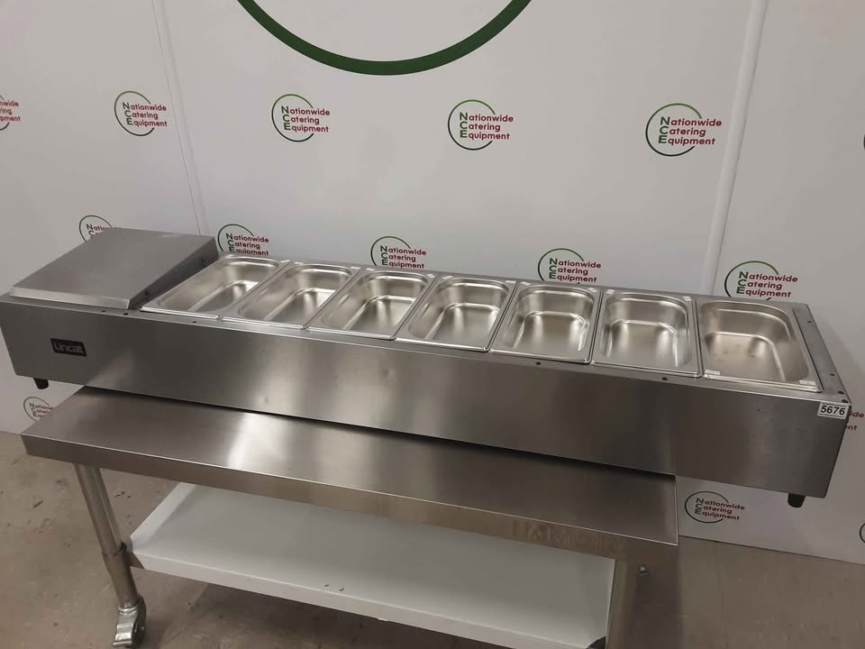 Lincat Tabletop Toppings Fridge, 158cm, Model- FDB (NCE5676)