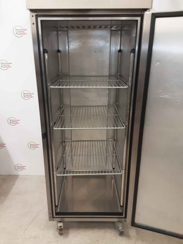 Foster Stainless Steel Upright Fridge, Model- PROG600M (NCE5702)