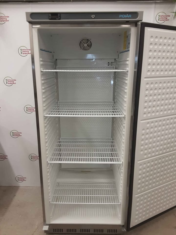 Polar 600L Stainless Steel Single Upright Fridge, Model- CD084 (NCE5696)
