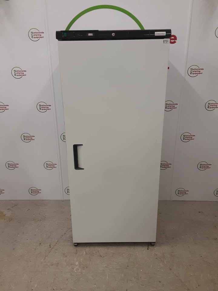 Clearance Electrolux White Single Upright Fridge (NCE5731)