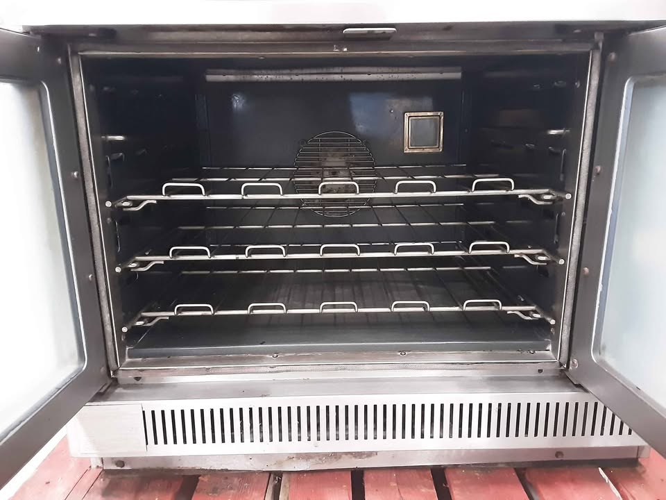 Falcon Dominator Six Burner Stove & Convection Oven,Natural Gas,Model-G1102 (NCE5717)