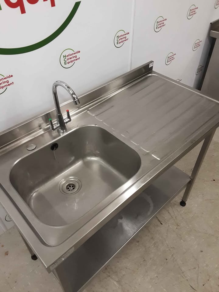 Stainless Steel Single Sink 120x60cm, New Mixer Tap Fitted (NCE5776)