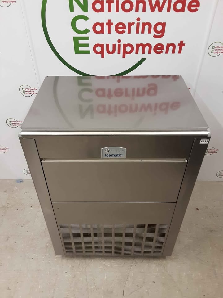 Icematic Ice Machine, Output- 142kg Per 24 hours, Model-E150 (NCE5733)