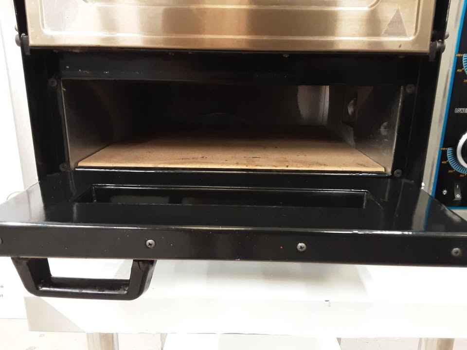 Adexa Twin Deck Electric Tabletop Pizza Oven. 1ph/32amp, Model-PF4040DE3 (NCE5781)