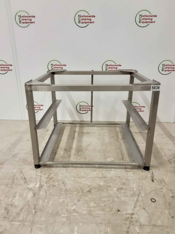 Stainless Steel Dishwasher Stand With Basket Racking (NCE5836)