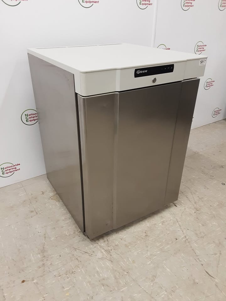 Gram Undercounter Fridge, 125L Capacity, Model- K210 (NCE5817)