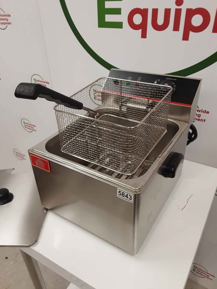 KRD Catering Single Electric Tank Electric Fryer, 13amp, Model- HEF-11L (NCE5843)