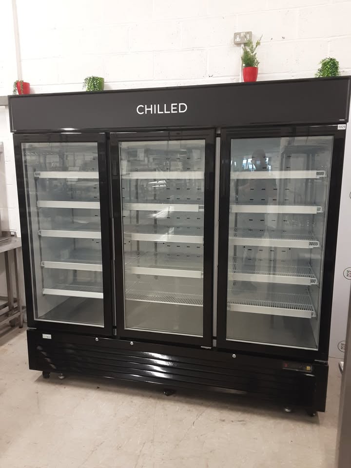 Interlevin Low Energy Three Door Upright Display Fridge, Model- LGC7500 (NCE5929)