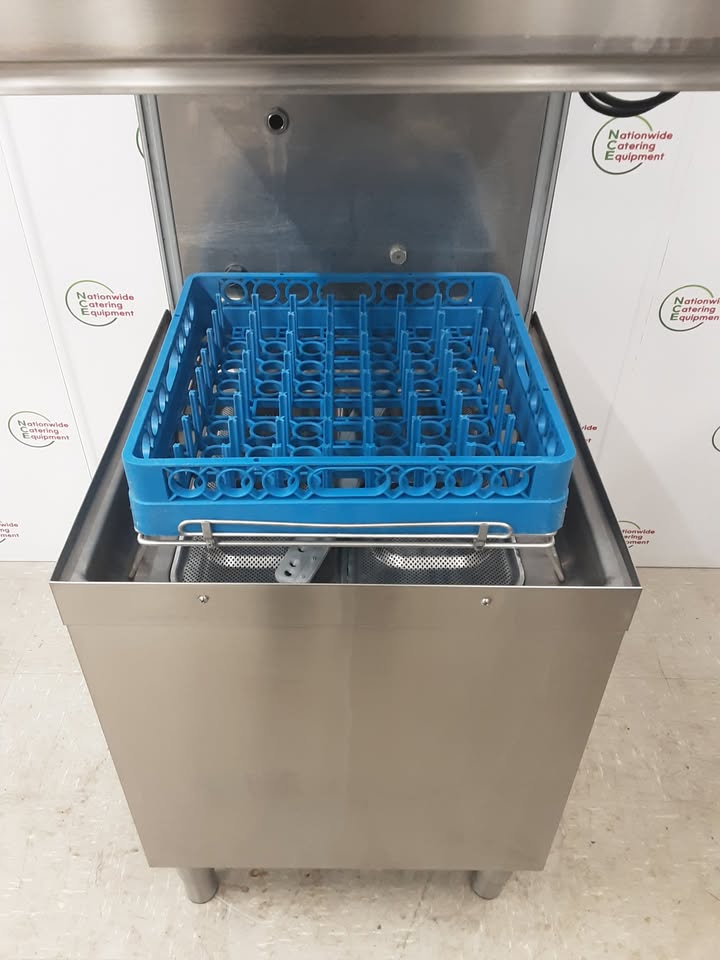 Maidaid Pass-Through / Hood Dishwasher, 1ph/32amp, Model- EVO2135WS (NCE5939)